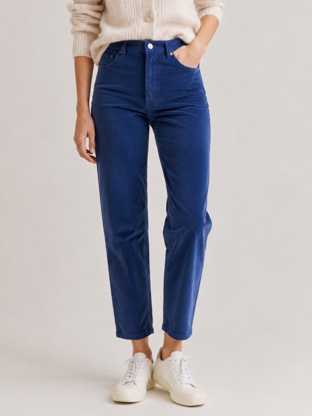 EVERLANE Cheeky Straight-Leg Corduroy Pants in Atlantic Blue